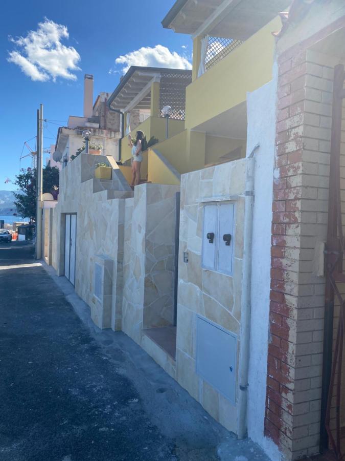 La Casa Gialla Cala Gonone Εξωτερικό φωτογραφία