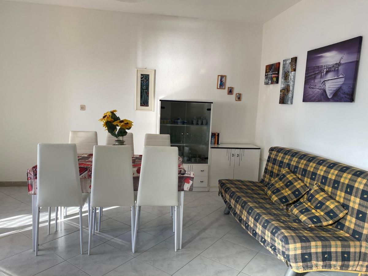 La Casa Gialla Cala Gonone Εξωτερικό φωτογραφία