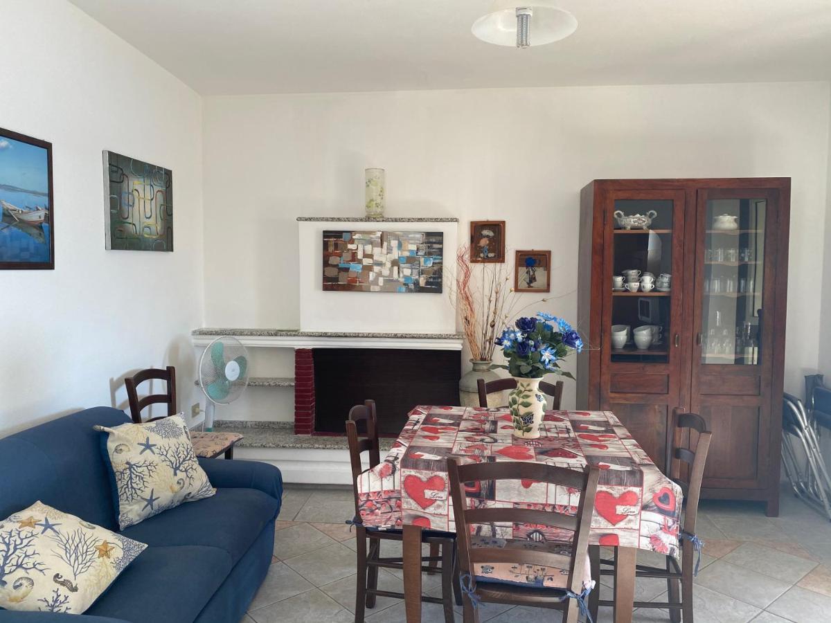 La Casa Gialla Cala Gonone Εξωτερικό φωτογραφία