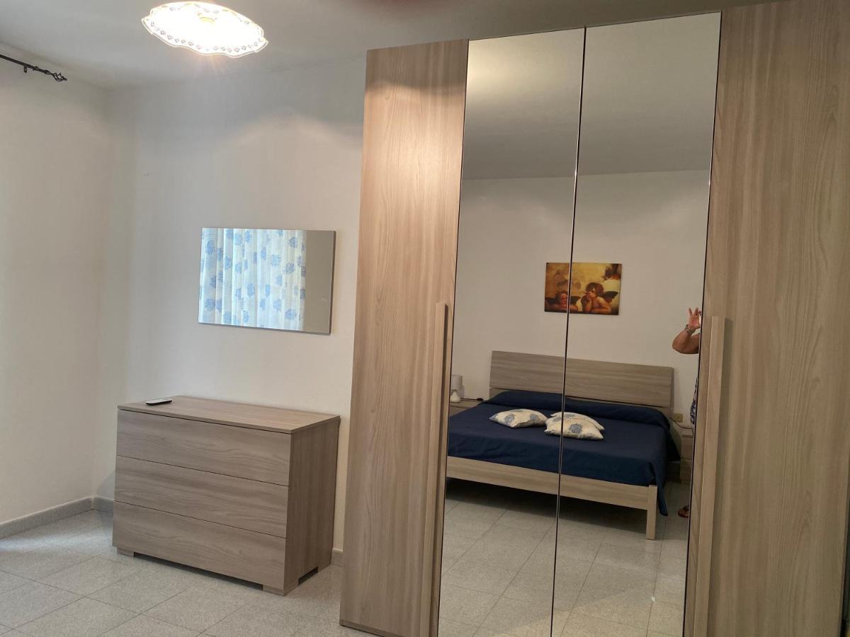 La Casa Gialla Cala Gonone Εξωτερικό φωτογραφία